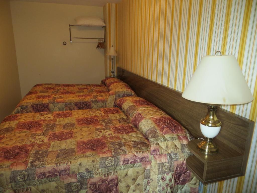 Harrison Village Motel Harrison Hot Springs Kamer foto